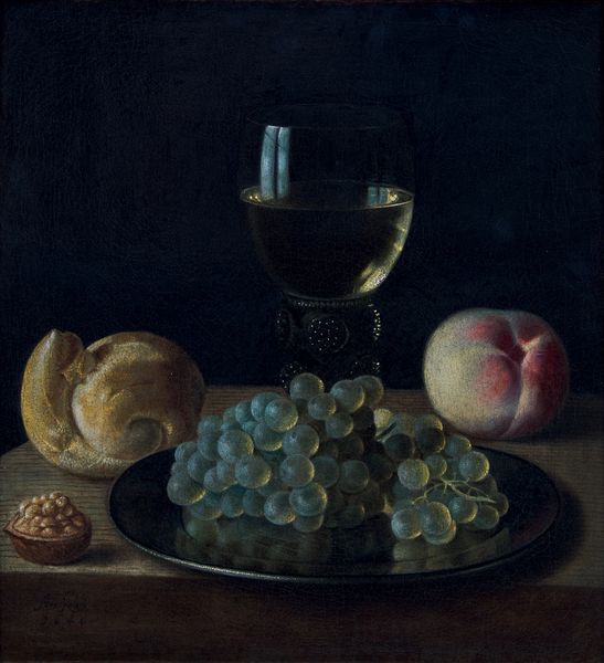 Sébastien STOSKOPFF (Strasbourg 1597 - Idstein 1657) "Noix, raisins et Römer sur un entablement"